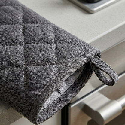 Bjwfx Crosshatch Quilted Cotton Oven Mitts 12.6 in Charcoal Pair - Detail view